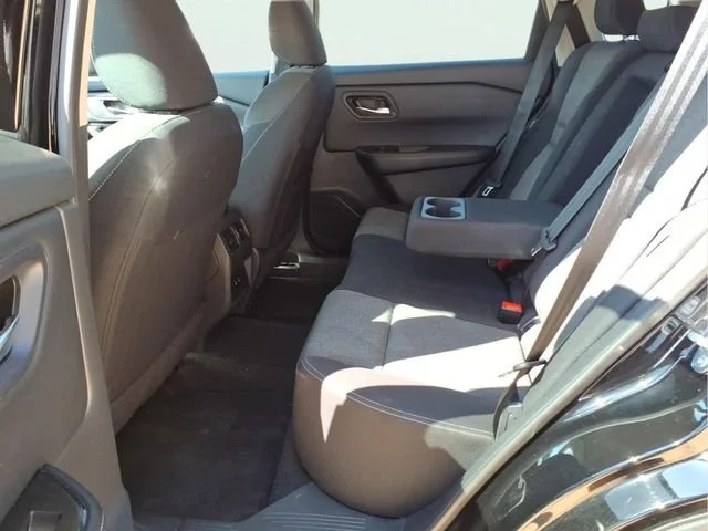 Used 2024  Nissan SV image 20