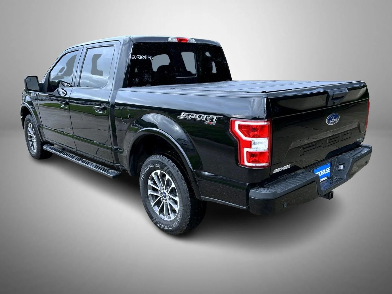 Used 2020 Black Ford XLT image 7