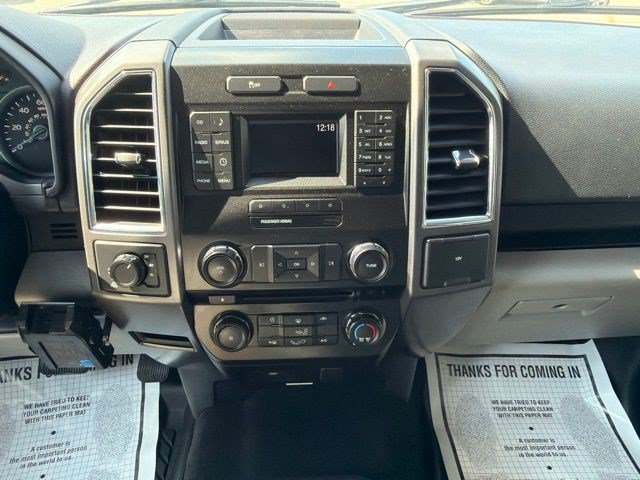 Used 2016 Oxford White Ford XLT image 22