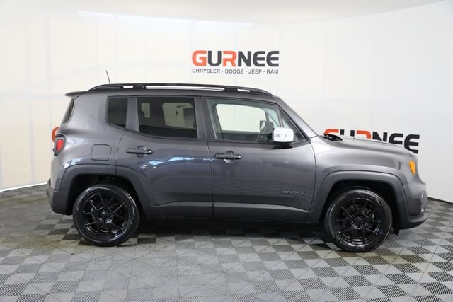 Used 2019 Gray Jeep Latitude image 28
