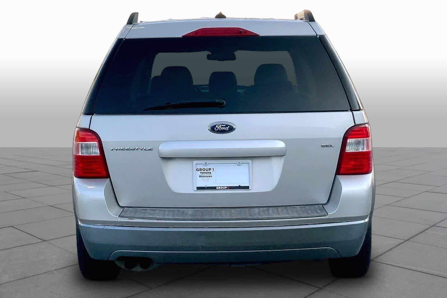 Pre-Owned 2007 Ford Freestyle SEL