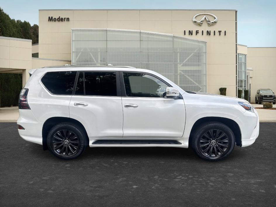 Used 2023 Eminent White Pearl Lexus GX 460 Luxury image 4