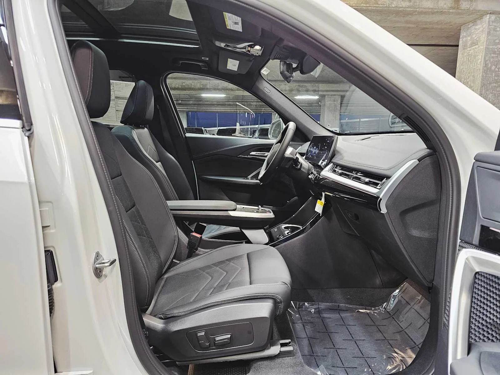 New 2026 Alpine White BMW xDrive28i image 27