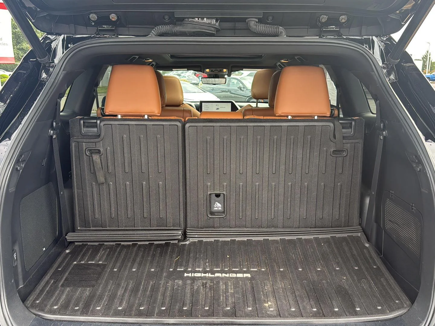 Used 2023 Midnight Black Metallic Toyota Platinum image 9