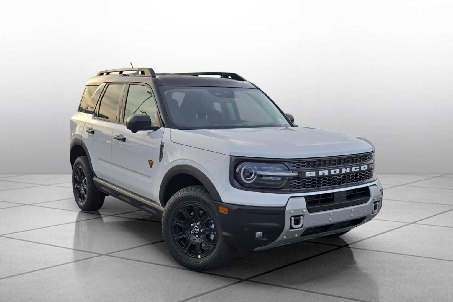 New 2026 Oxford White Ford Badlands® image 2