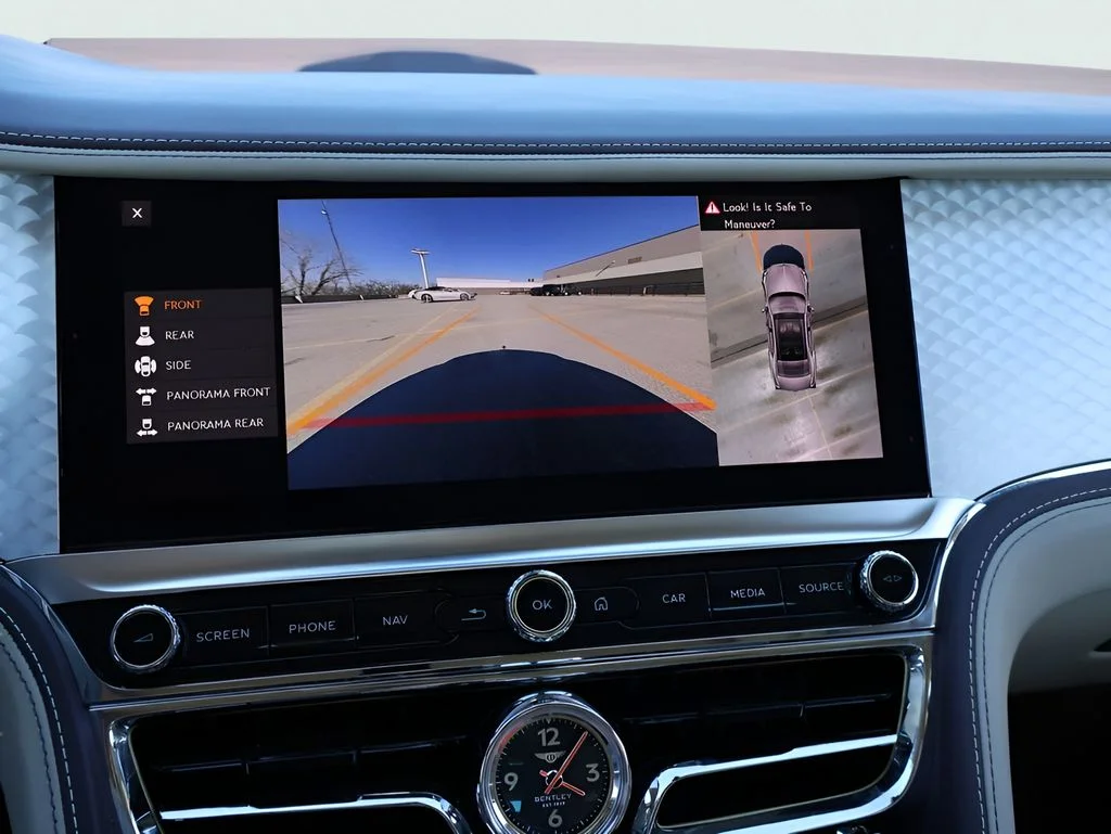 Used 2023 Gray Violet by Mulliner Bentley Azure image 29