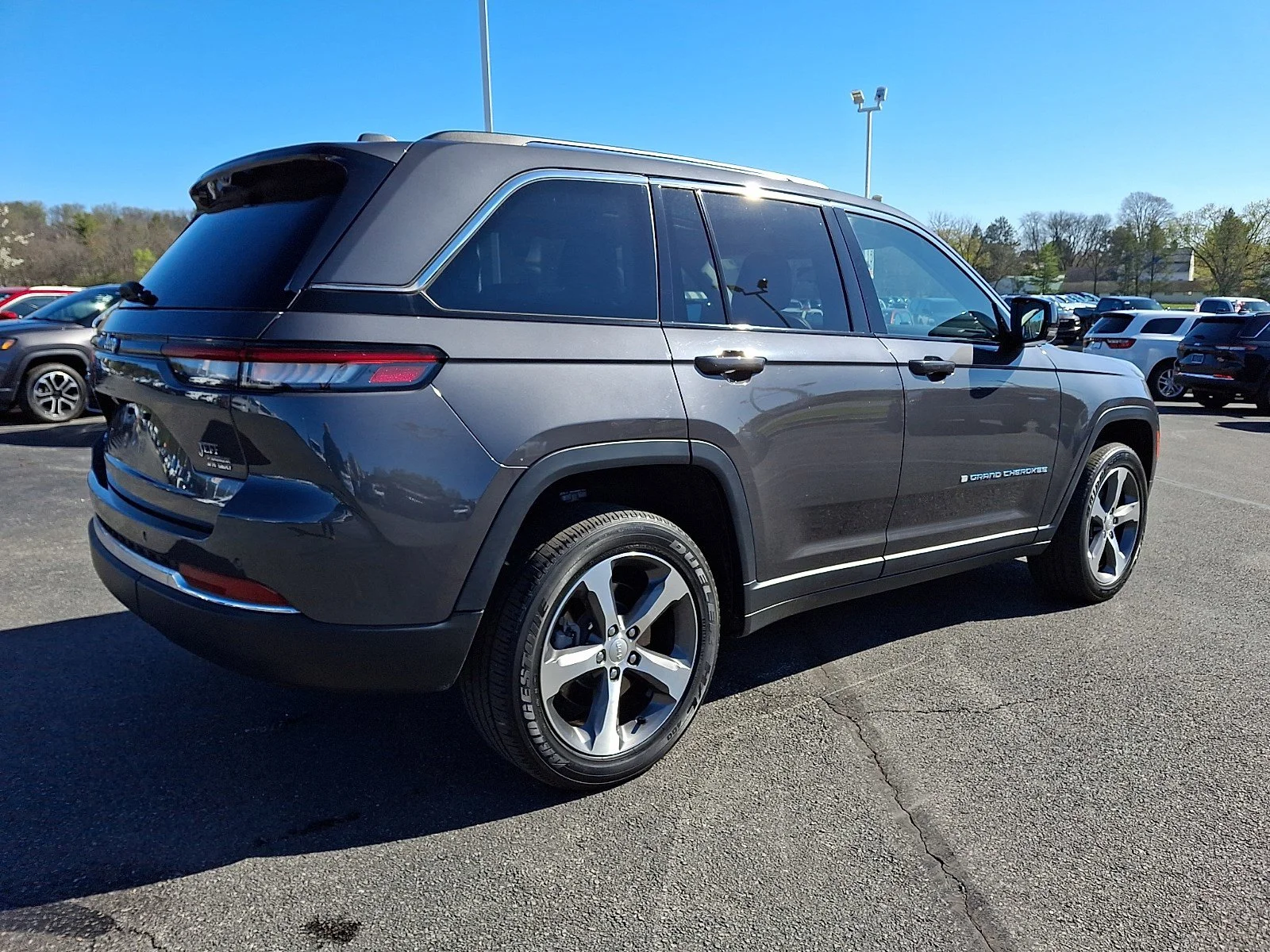 Certified Used 2022 Baltic Gray Metallic Clearcoat Jeep Limited 4x4 image 7