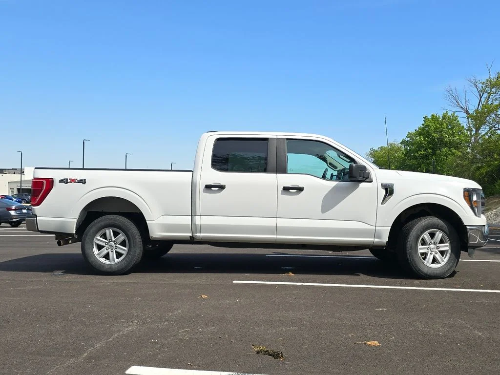 Used 2023  Ford XLT image 24