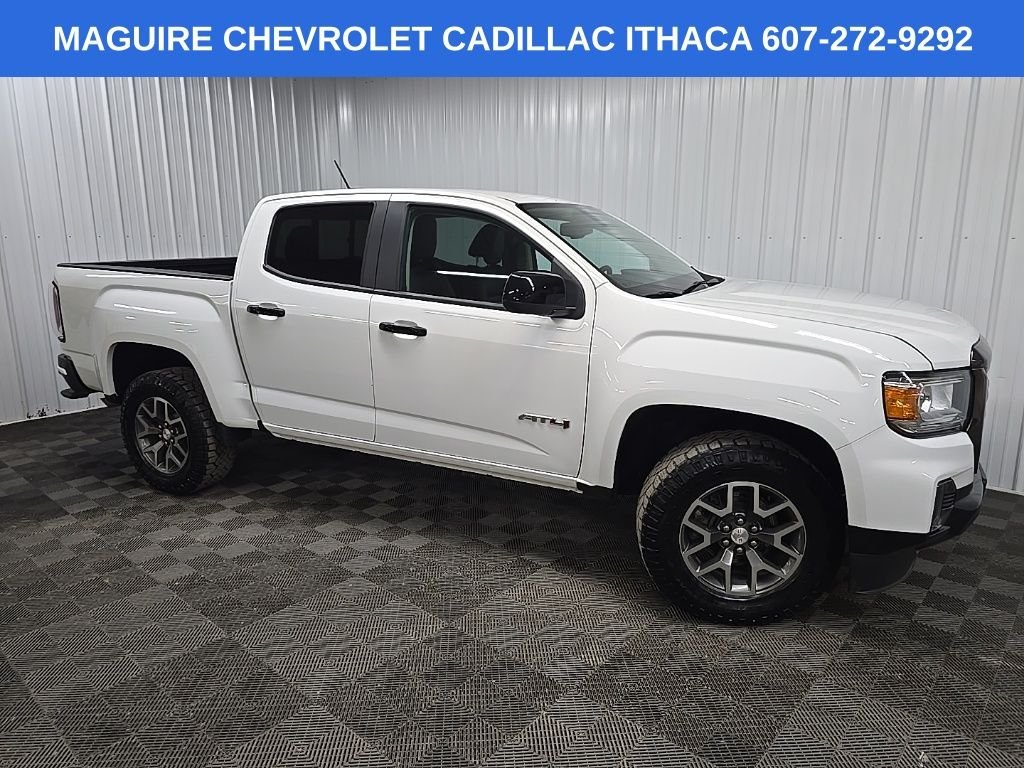 Used 2022 White GMC AT4 w/Leather image 1