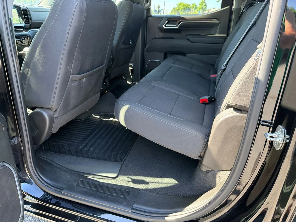 Used 2025 Black Chevrolet LT image 20