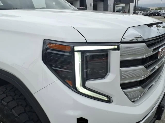 Used 2026 Summit White GMC SLE image 2