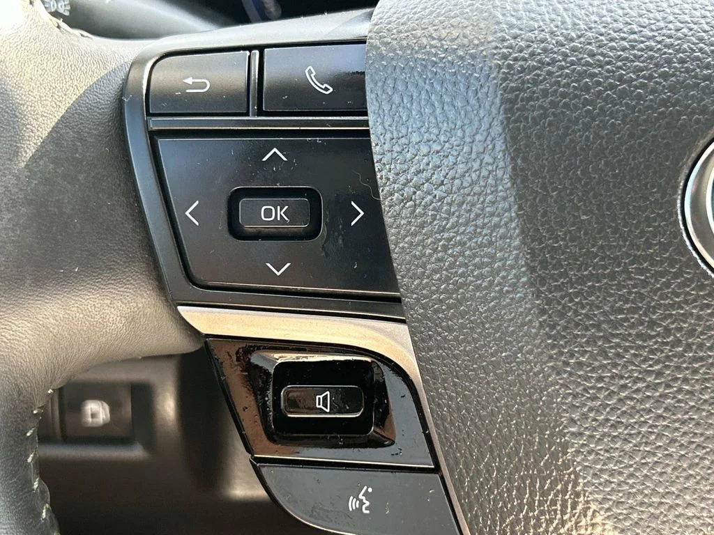 Certified Used 2025 Beige Toyota XLE image 28