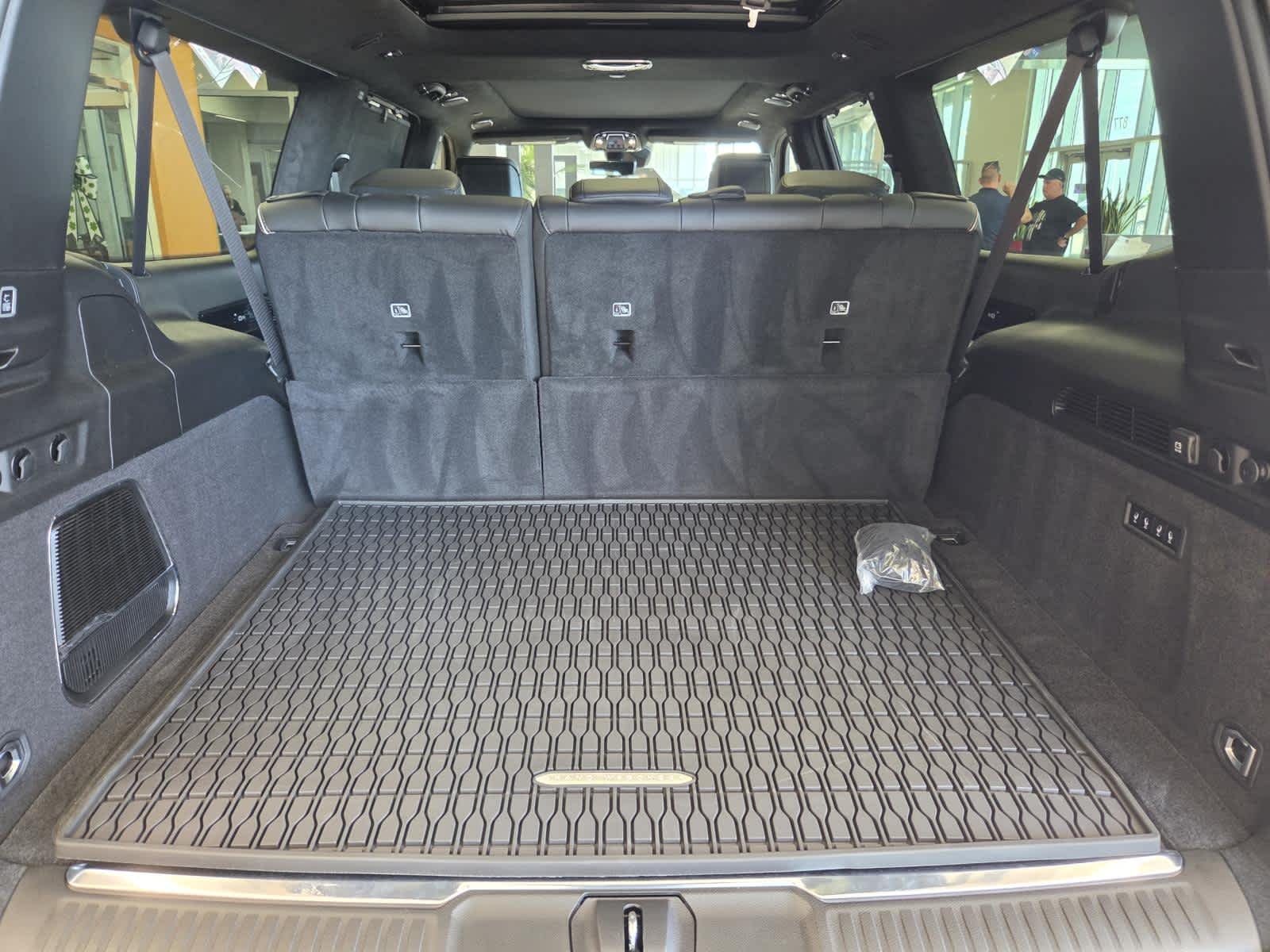 2026 Jeep Grand Wagoneer L Summit Reserve - Photo 13
