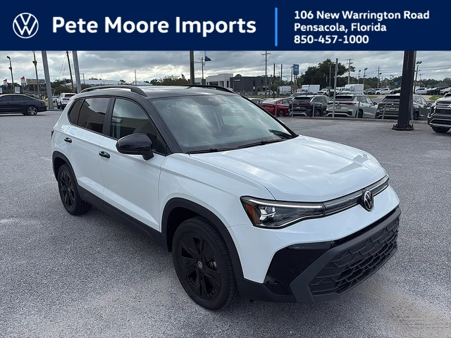 2027 Volkswagen Taos SE Black FWD
