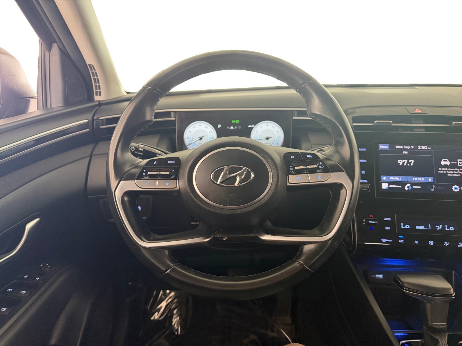 Used 2023 Portofino Gray Hyundai SEL image 10