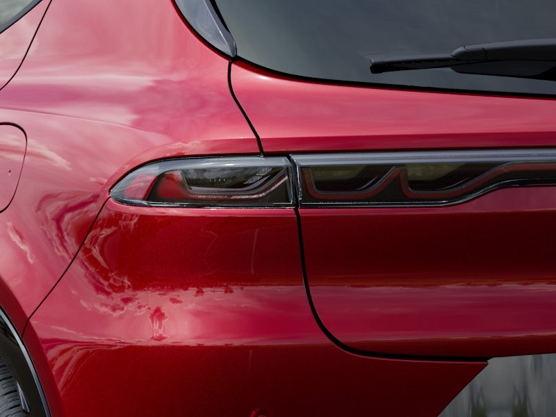New 2025 Alfa Rosso (Red) Exterior Paint Alfa Romeo Base image 34