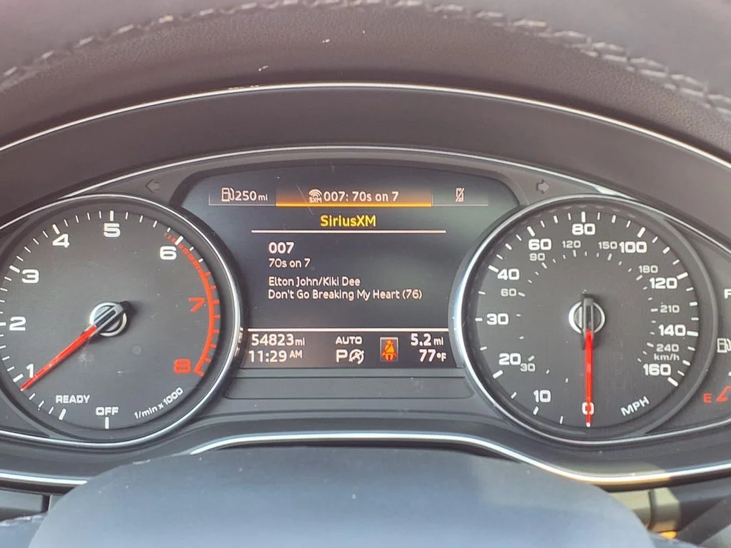 Used 2023 Glacier White Audi 40 Premium image 18