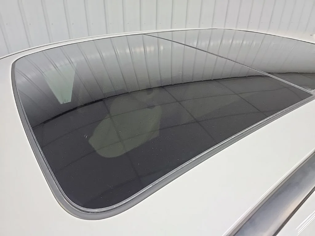 Used 2023 White Acura 3.5L image 13