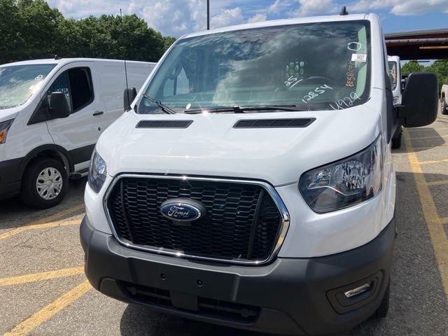 Used 2025 Oxford White Ford Base image 5