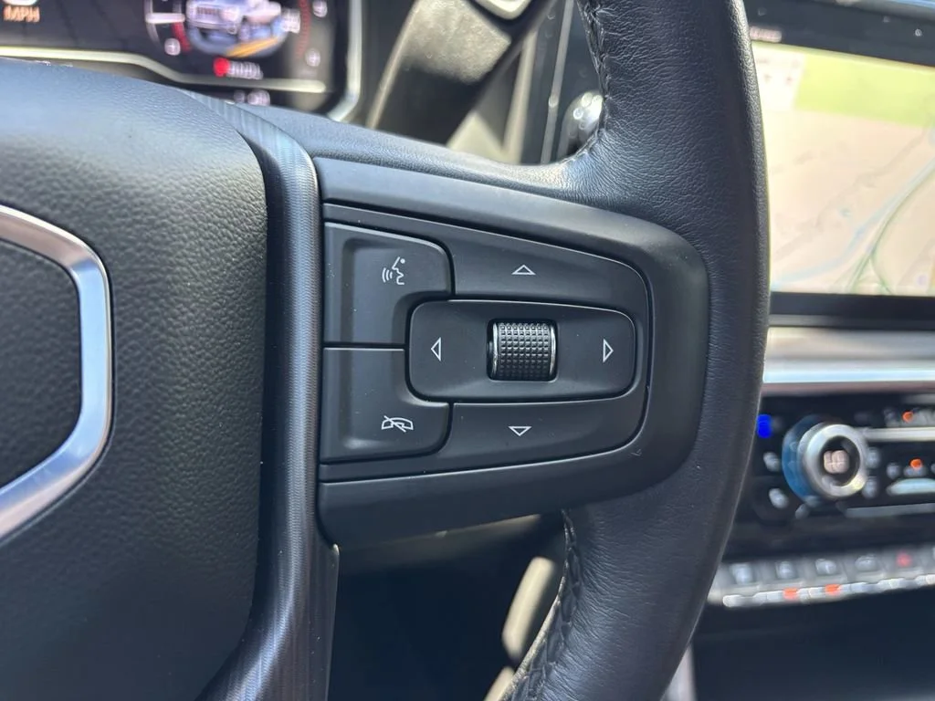 Used 2024 Sterling Metallic GMC Denali Ultimate image 31