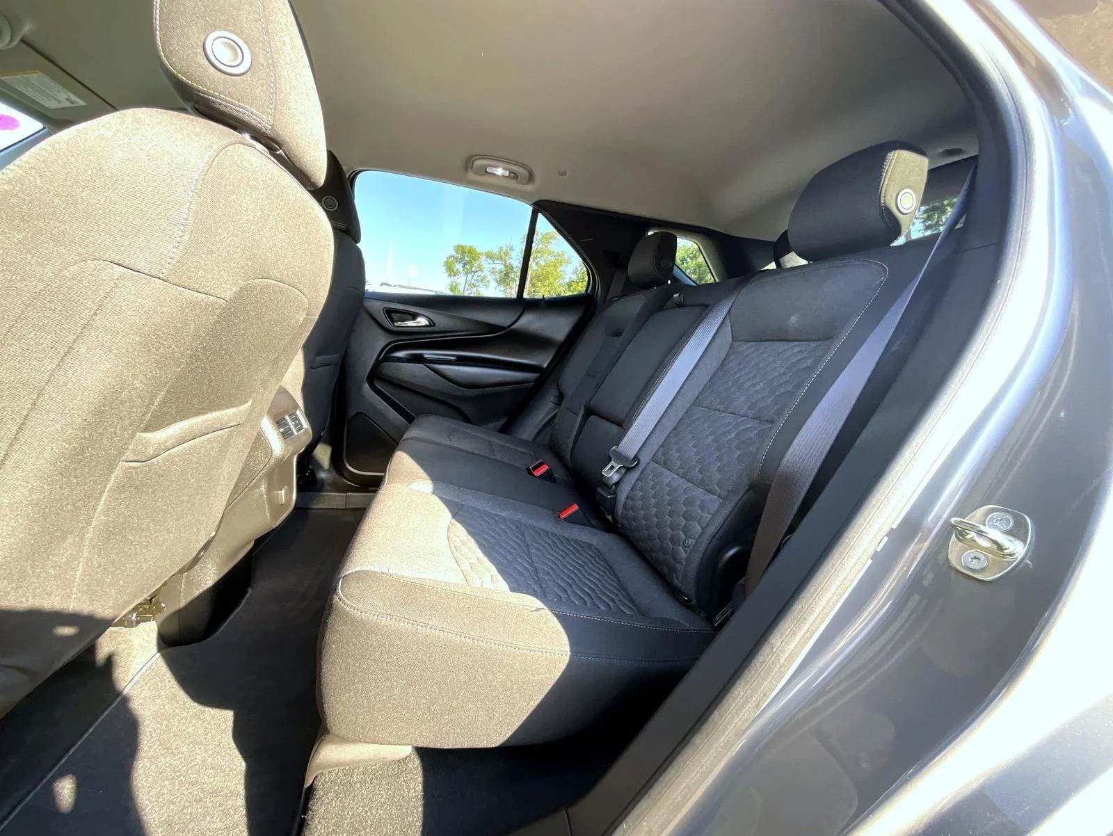Used 2018 Gray Chevrolet LT image 22