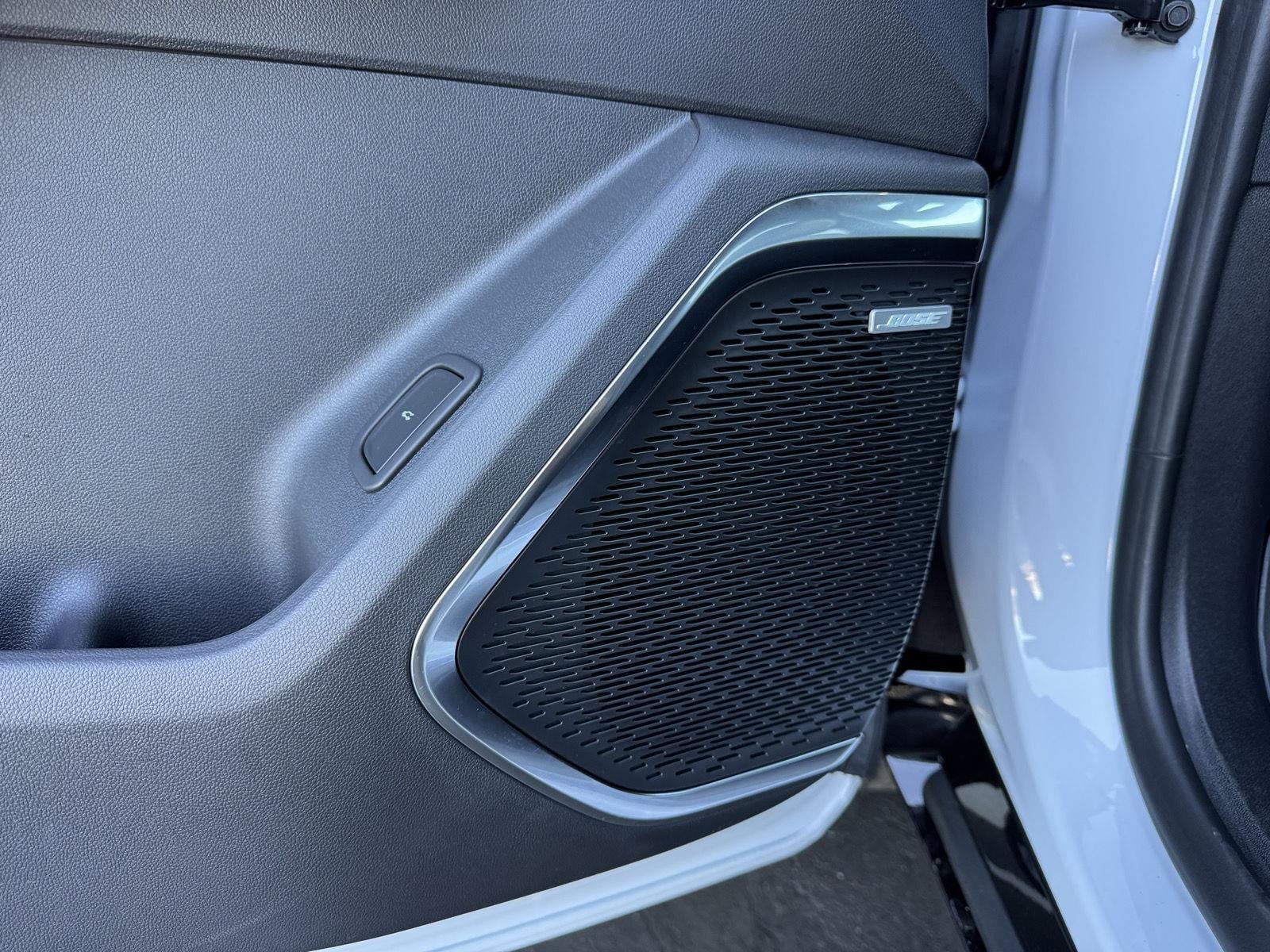 New 2026 Polar White Tricoat Chevrolet RS image 13