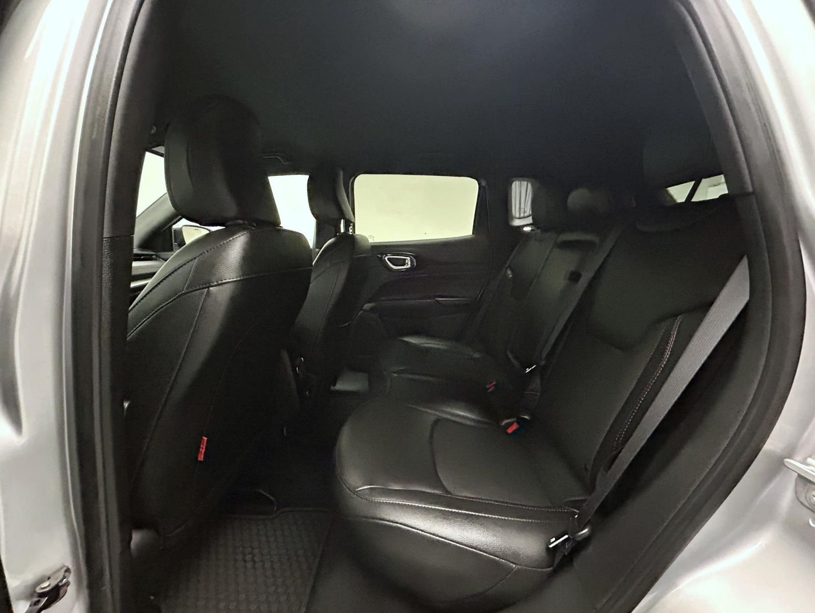 Used 2025 Silver Jeep Trailhawk image 19
