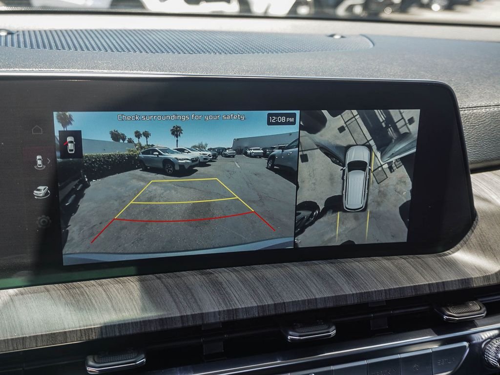 Used 2024 Silver Kia SX image 23