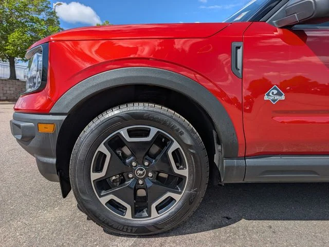 Used 2022 Chili Pepper Red Ford Outer Banks image 10