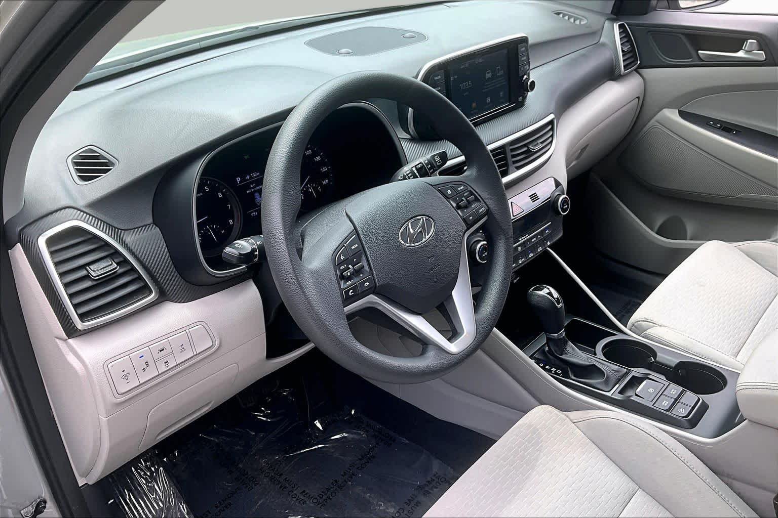 Used 2020 Stellar Silver Hyundai SEL image 18