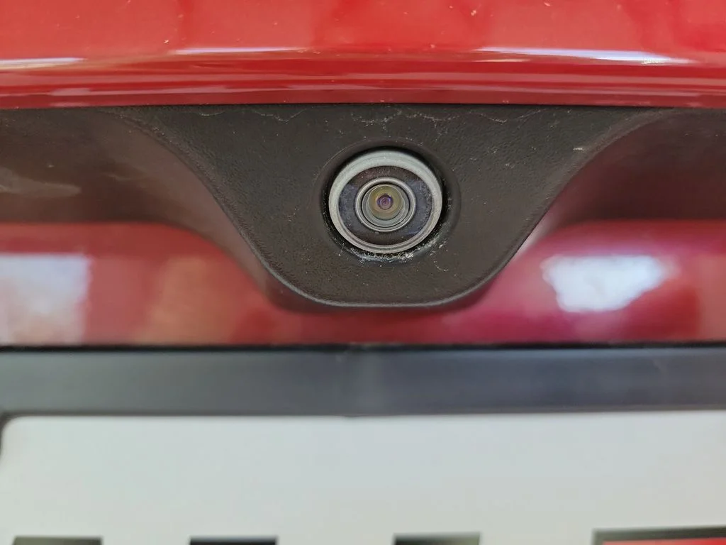 Used 2019 Red Jeep Latitude image 20