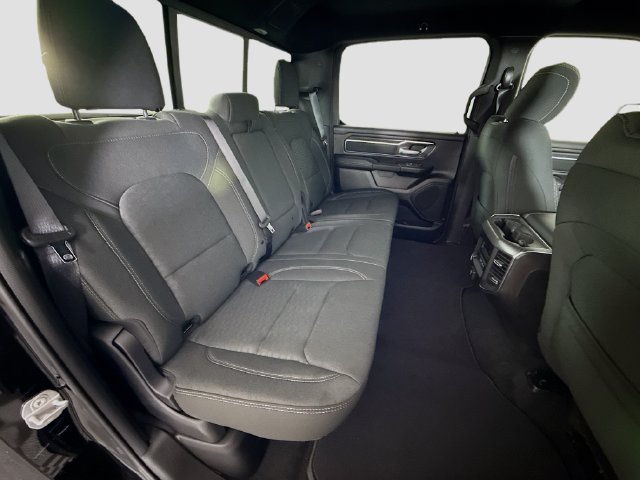 New 2026 Diamond Black Crystal Pearl-Coat Exterior Paint RAM Big Horn/Lone Star image 25