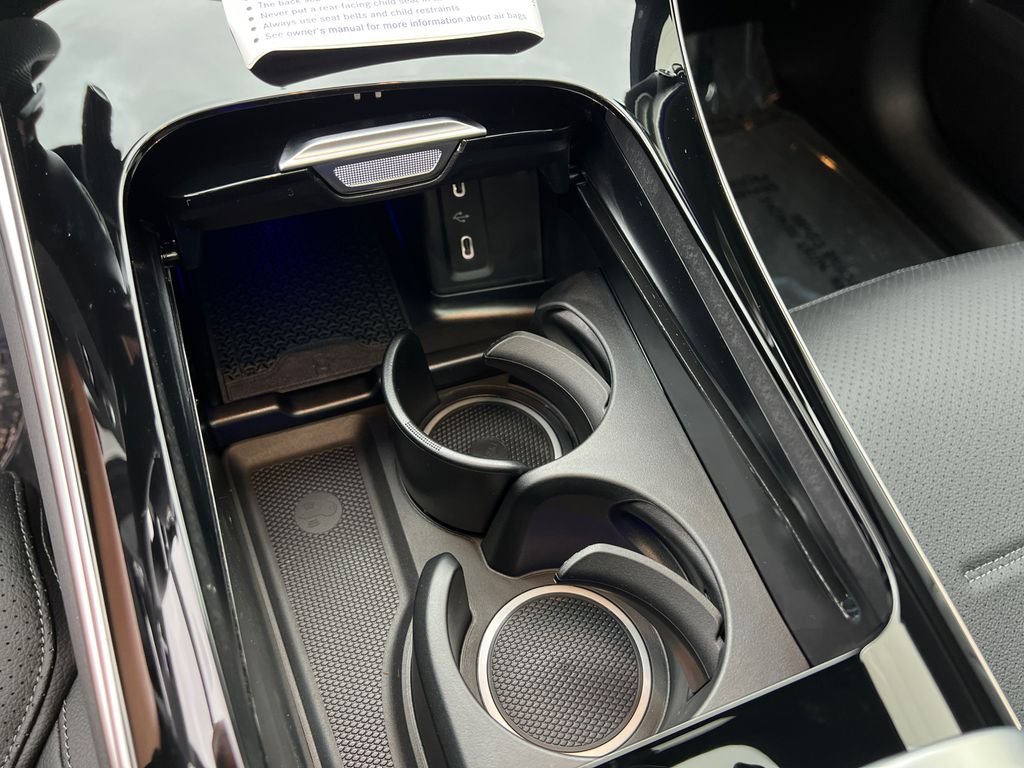 New 2026 Polar White Mercedes-Benz GLC300 image 20