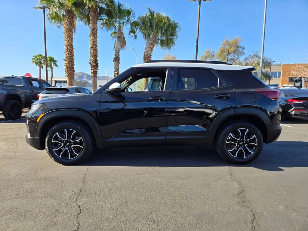 Used 2023 Mosaic Black Metallic Chevrolet ACTIV image 3