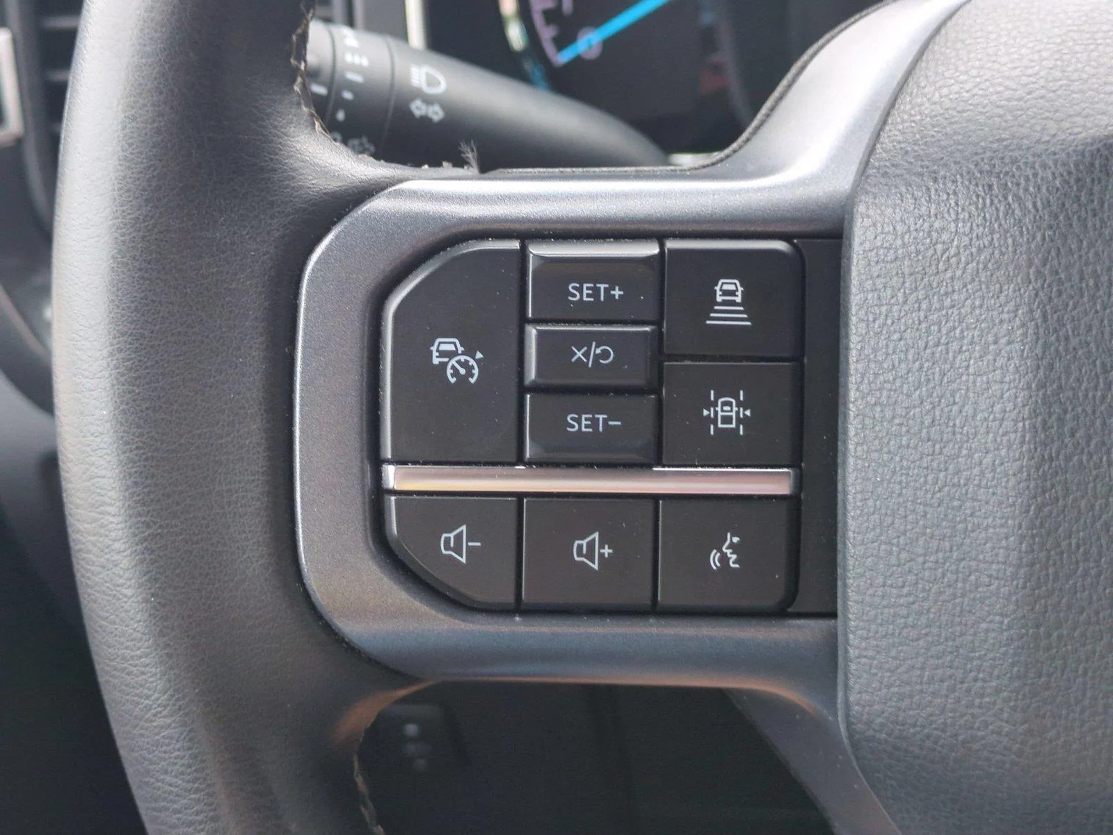 Used 2023 Carbonized Gray Ford XLT image 19