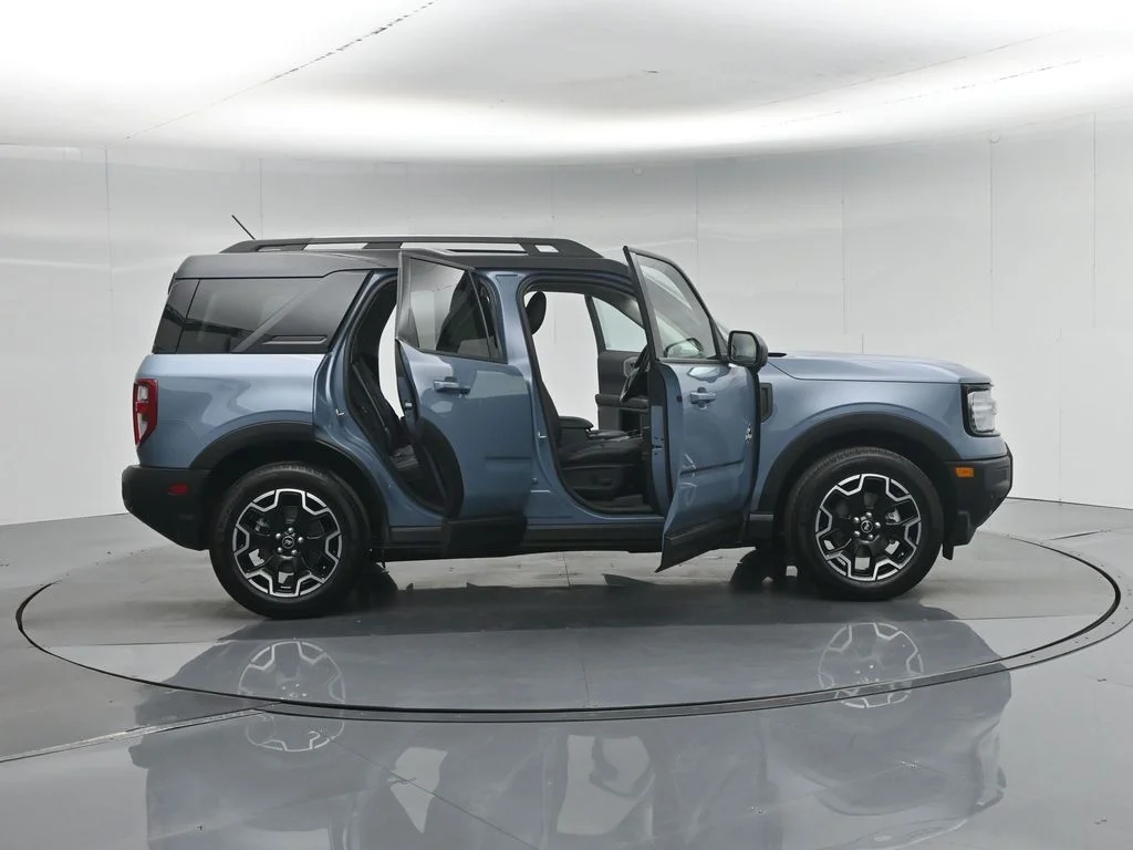 Certified Used 2025 Gray Ford Outer Banks image 5