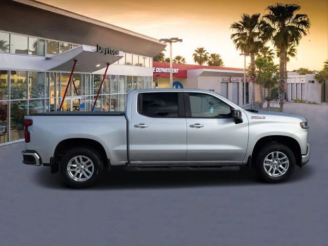 Used 2020 Silver Chevrolet RST image 2