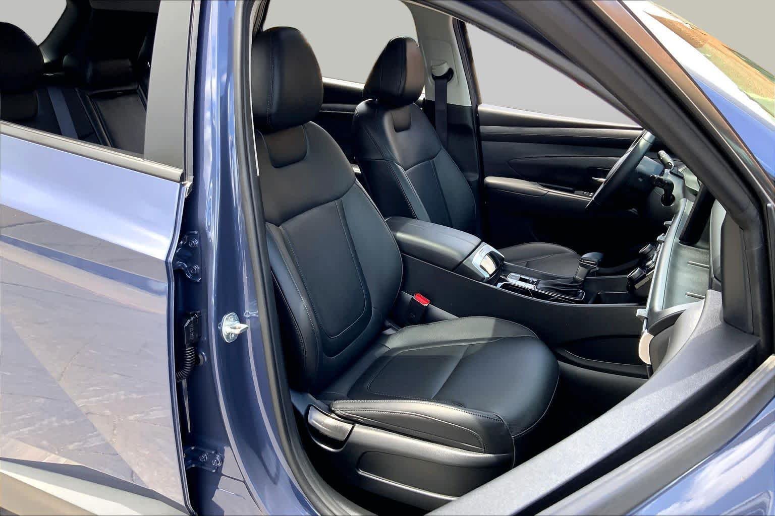 Used 2025 Atlantis Blue Hyundai SEL Convenience image 9