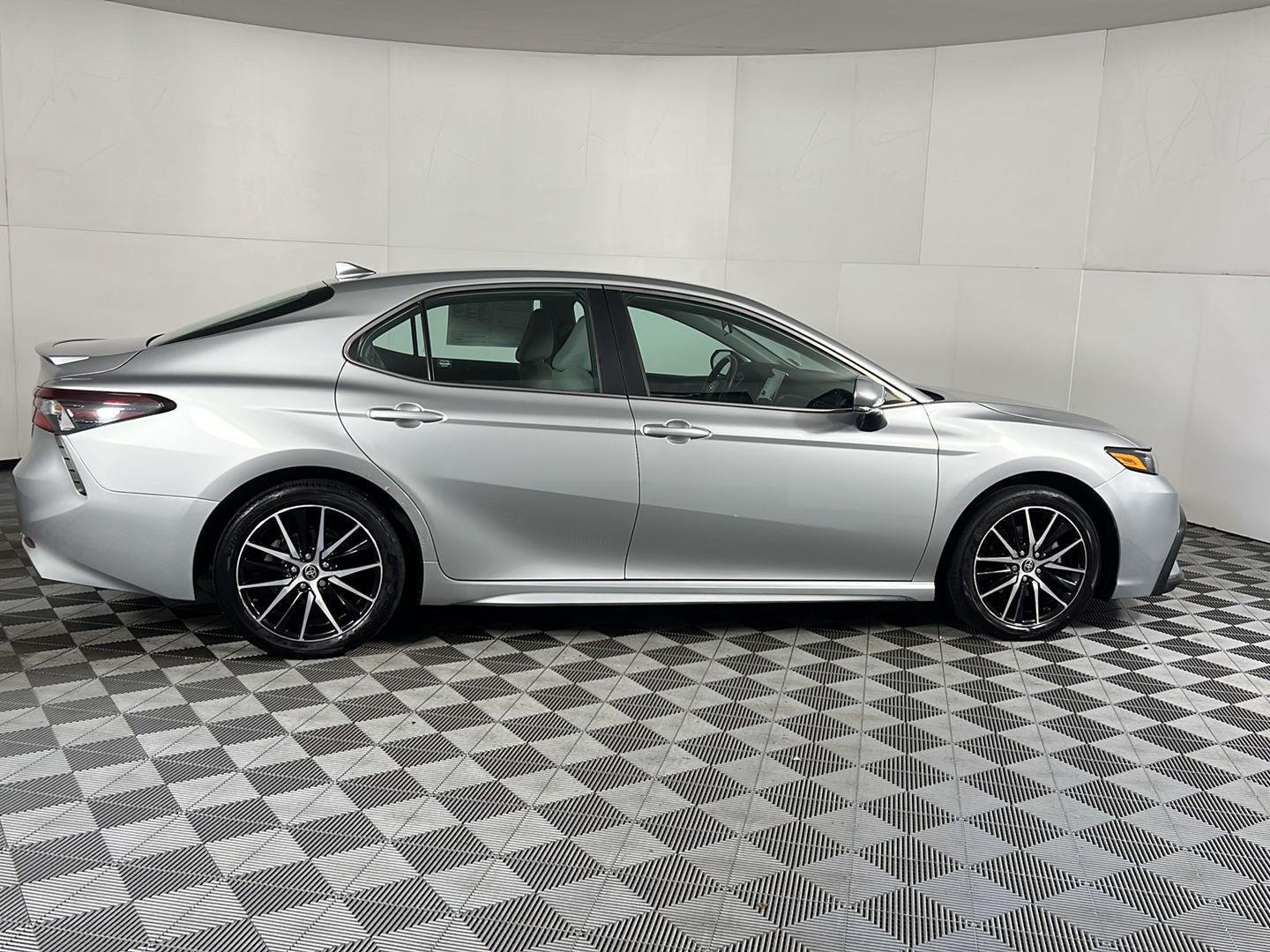Used 2021 Celestial Silver Metallic Toyota SE image 10