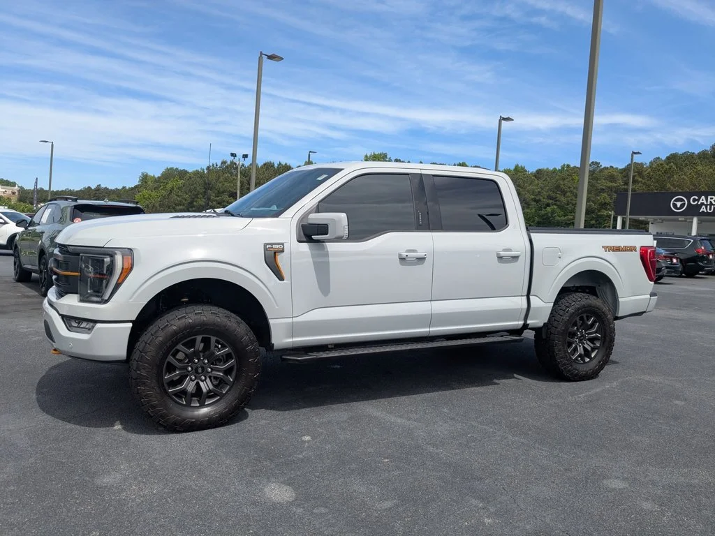 Used 2023  Ford Tremor image 8