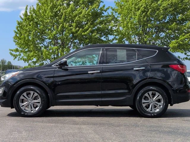 Used 2014 Black Hyundai Base image 4