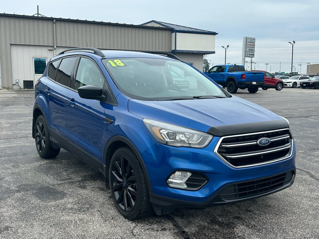 Used 2018 Blue Lightning Ford SE image 4