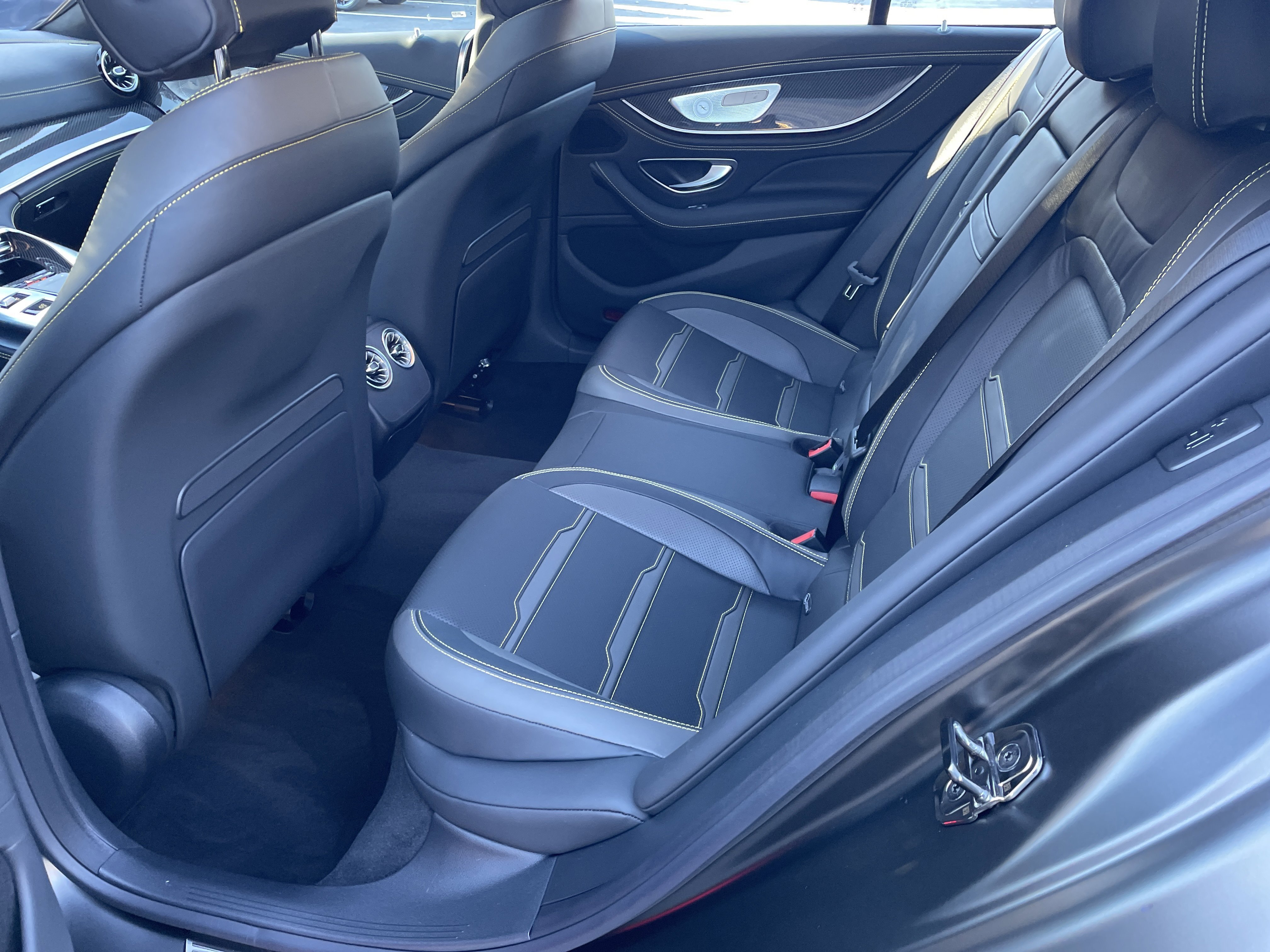 New 2026 MANUFAKTUR Graphite Grey Magno Mercedes-Benz AMG® GT 53 4-Door Coupe image 36