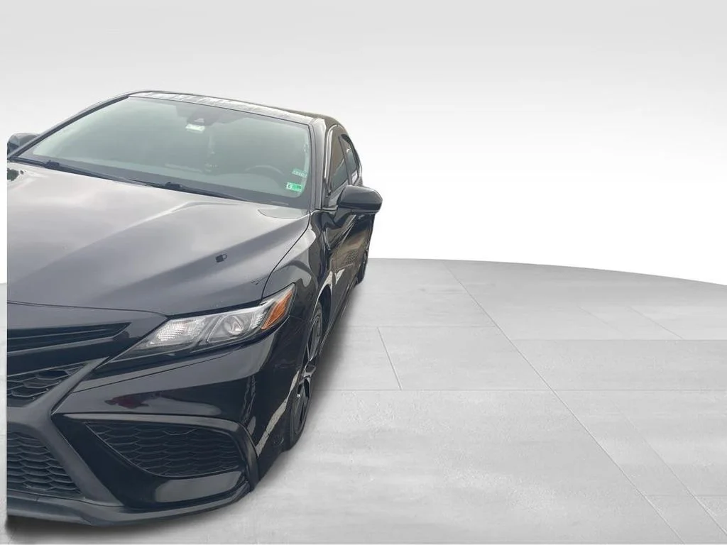 Used 2021 Black Toyota SE image 19