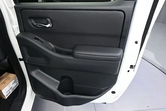 2026 Nissan Frontier SV - Photo 12