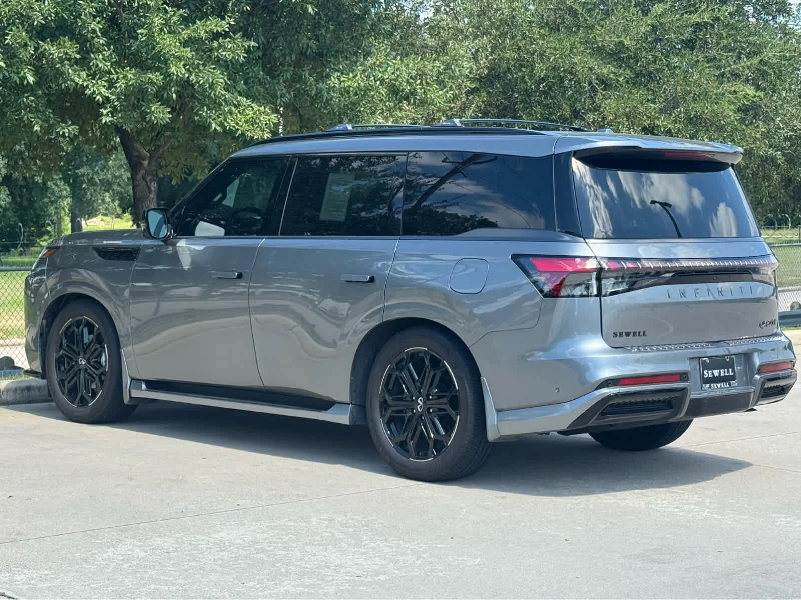 Certified Used 2026 Dynamic Metal INFINITI SPORT image 8