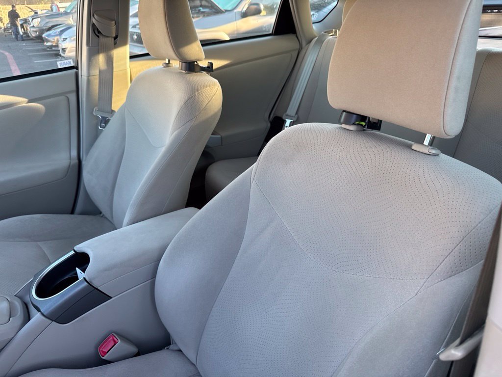2012 Toyota Prius Three - Photo 6