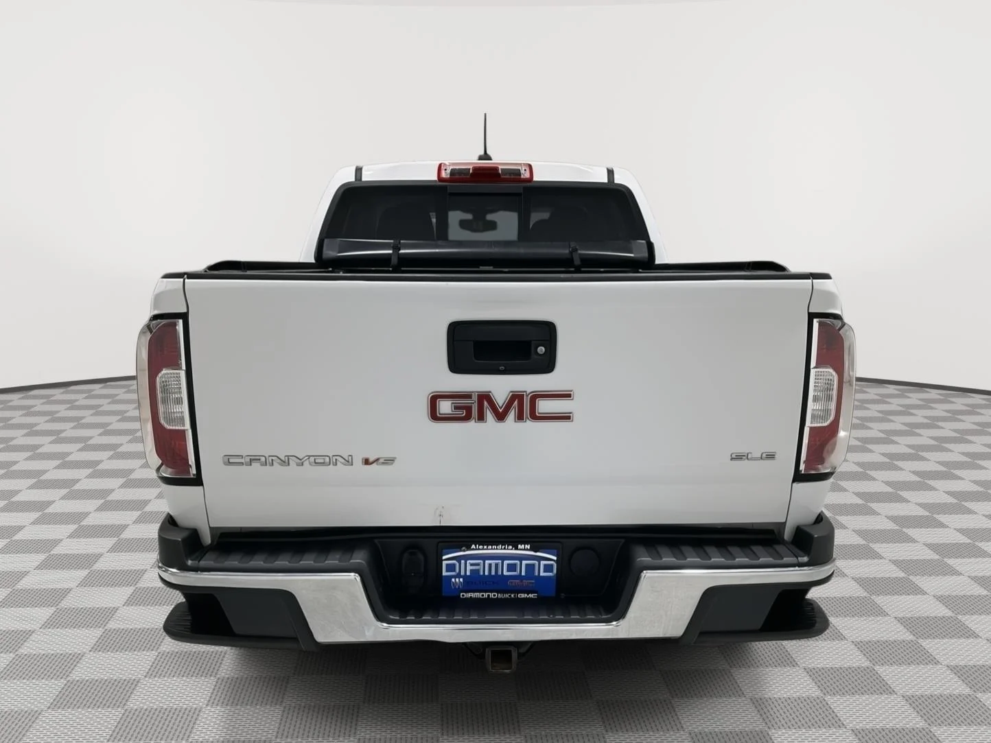 Used 2020 SUMMIT WHITE GMC 4WD SLE image 4