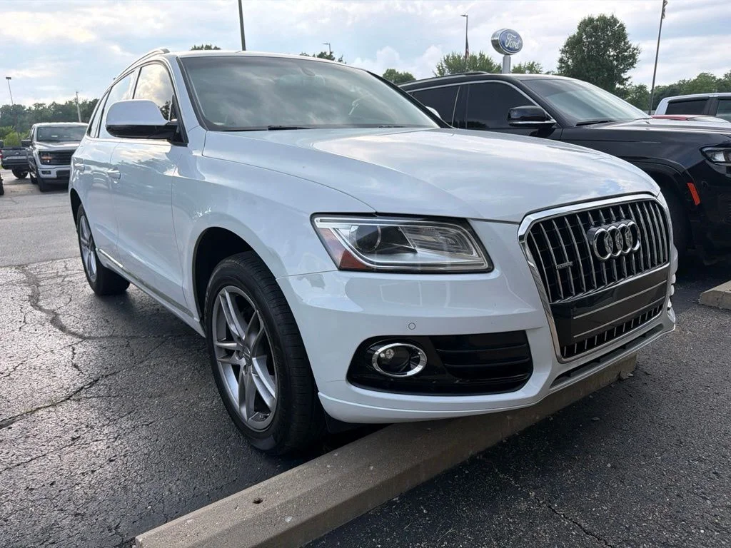 Used 2017 White Audi 2.0T Premium Plus image 7