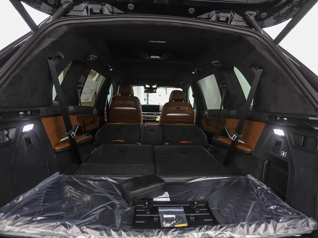 New 2027 Carbon Black Metallic BMW xDrive40i image 30